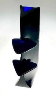 Colección: Ciencia Mineral
Titulo: Deportivo 432 hz
Técnica: Obsidiana con cuarzo
Medidas: 0,25 x 0,10 m
Año: 2020